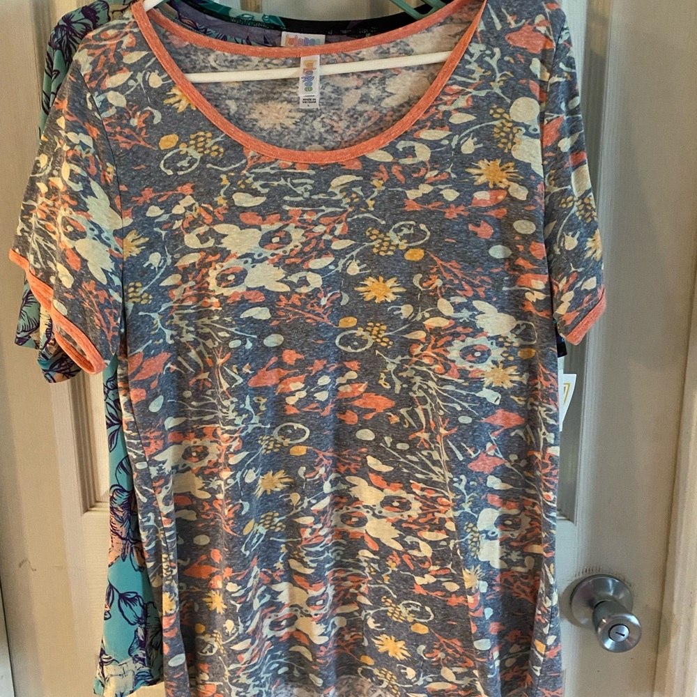 LulaRoe Top